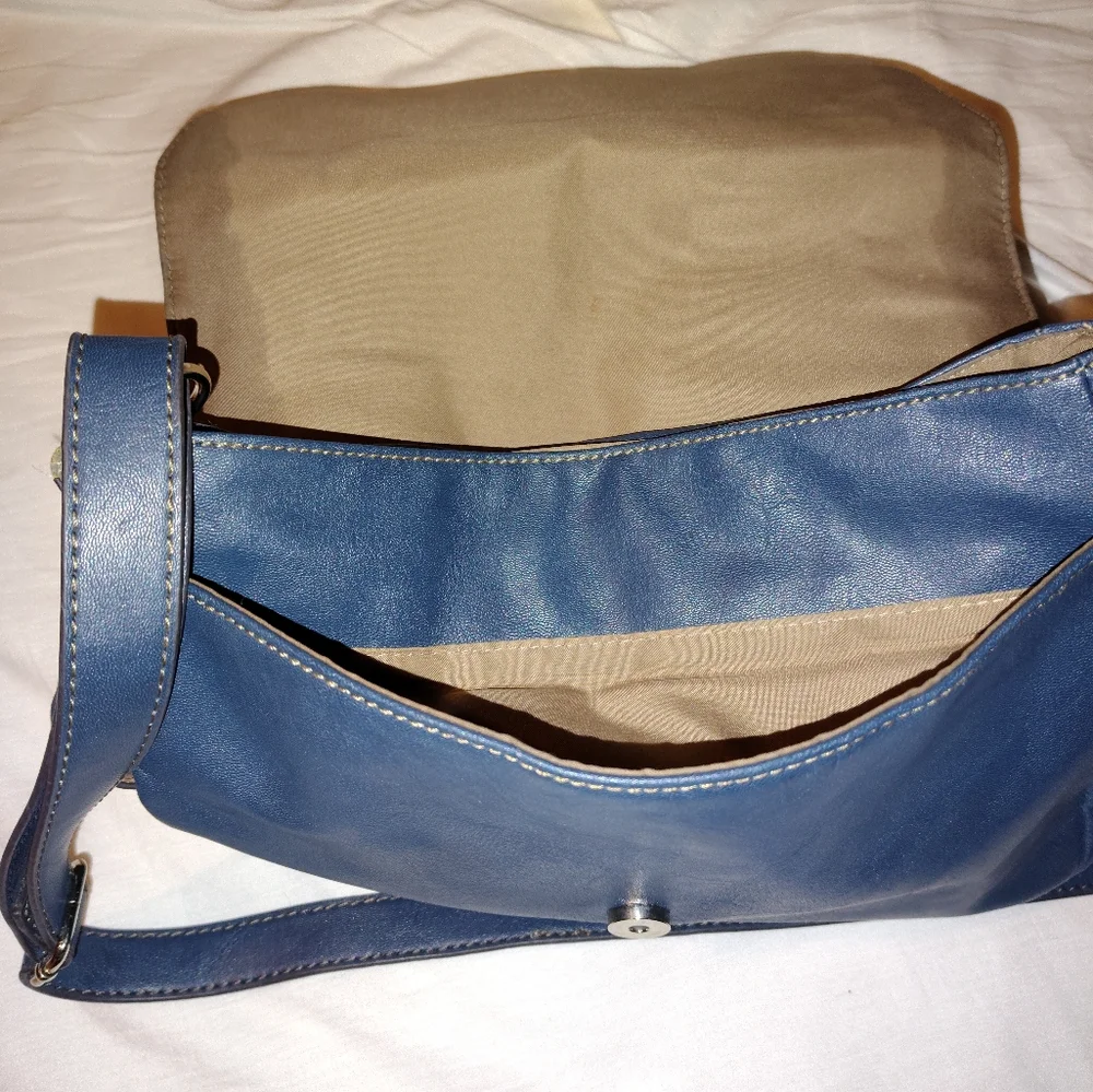 Relic Brand Crossbody Purse , Elegant Blue Shoulder Bag - Picture 3 of 6